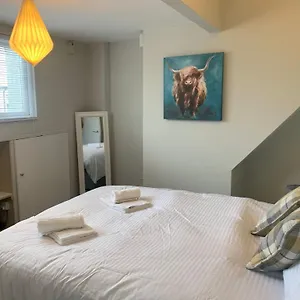 https://blackpool-lodge-apartments.hotelsin-chester.com